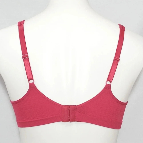 Medium Hanes G260‎ WireFree Soft Cup Bra Red Stripe - Picture 3 of 4